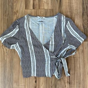 UO Wrap Short Sleeve Crop Top